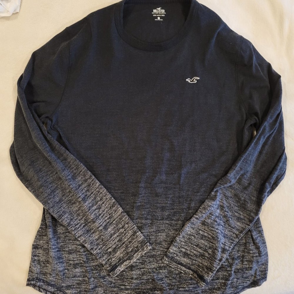 Hollister Long Sleeved Tshirt